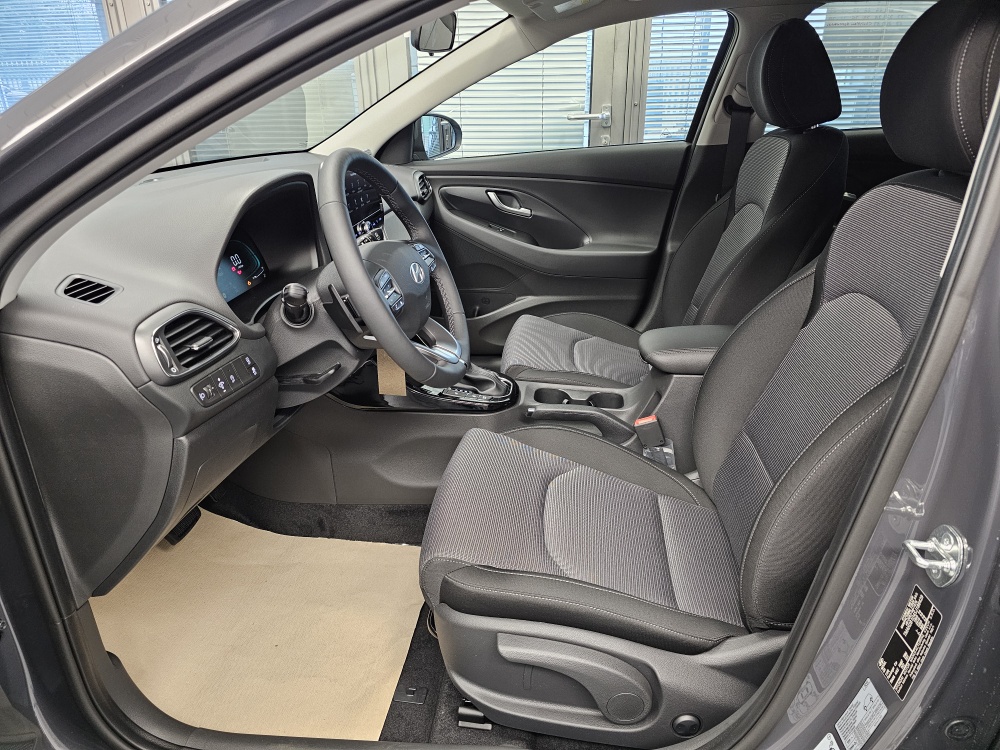 Hyundai i30 Kombi  bei Hoffmann Automobile in Wolfsburg kaufen und sofort mitnehmen - Bild 17