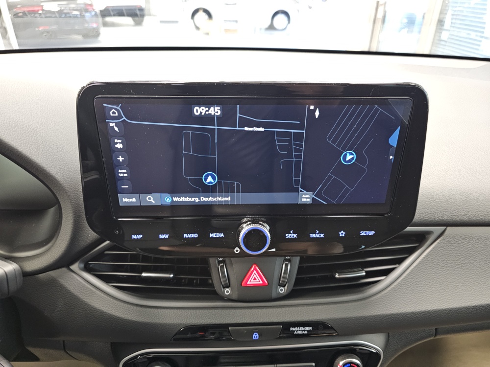 Hyundai i30 Kombi  bei Hoffmann Automobile in Wolfsburg kaufen und sofort mitnehmen - Bild 8