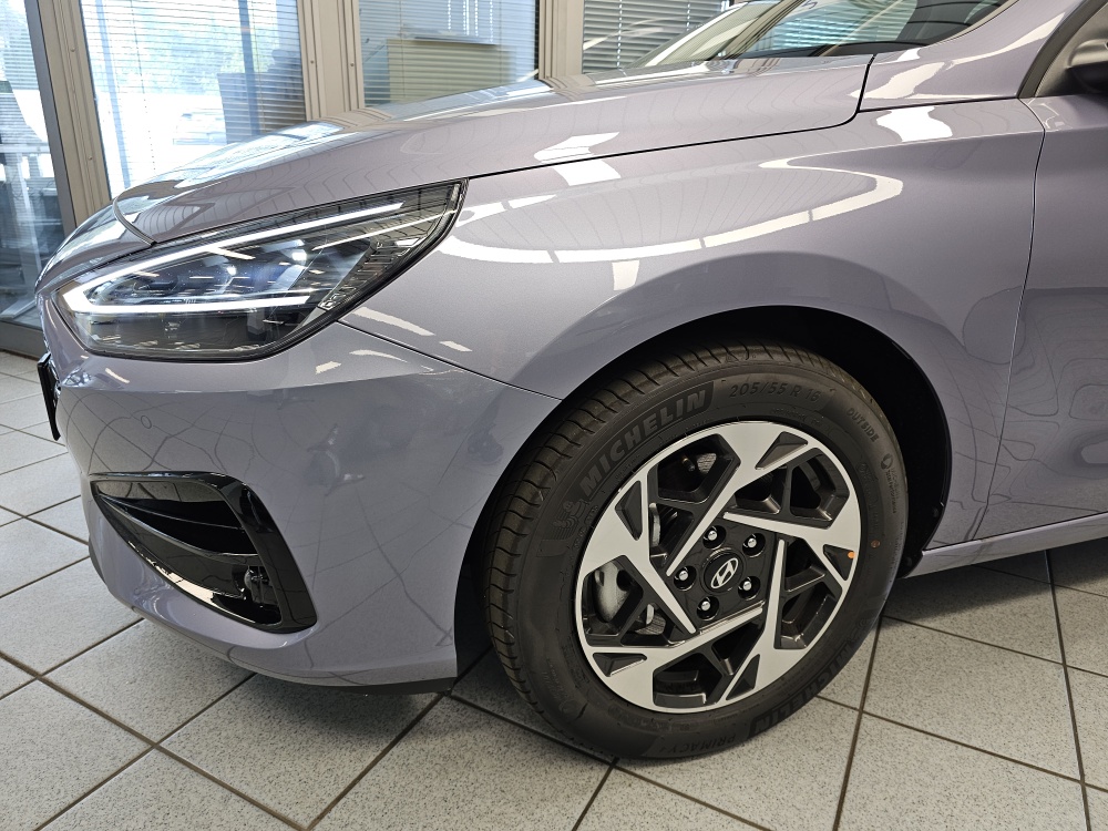Hyundai i30 Kombi  bei Hoffmann Automobile in Wolfsburg kaufen und sofort mitnehmen - Bild 28