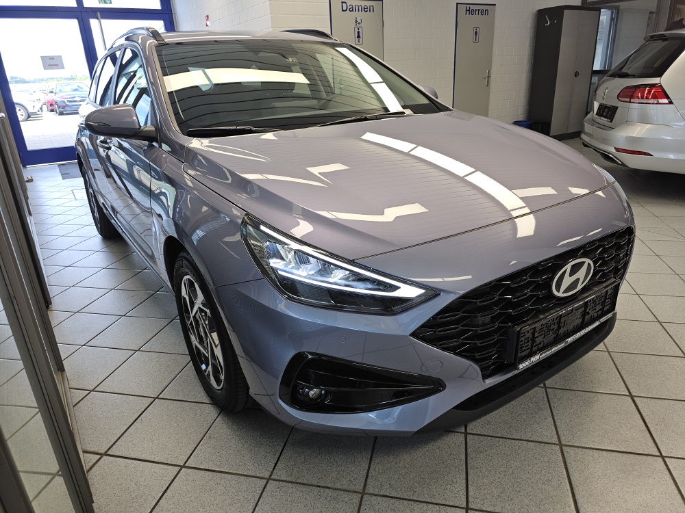 Hyundai i30 Kombi  bei Hoffmann Automobile in Wolfsburg kaufen und sofort mitnehmen - Bild 30