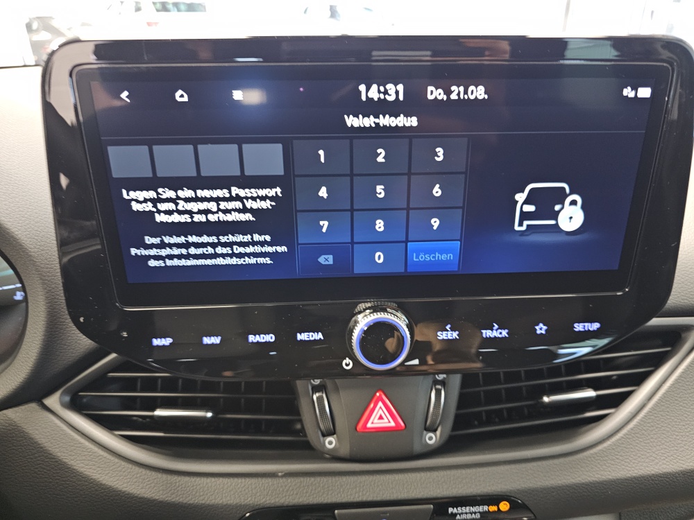 Hyundai i30 Kombi  bei Hoffmann Automobile in Wolfsburg kaufen und sofort mitnehmen - Bild 16
