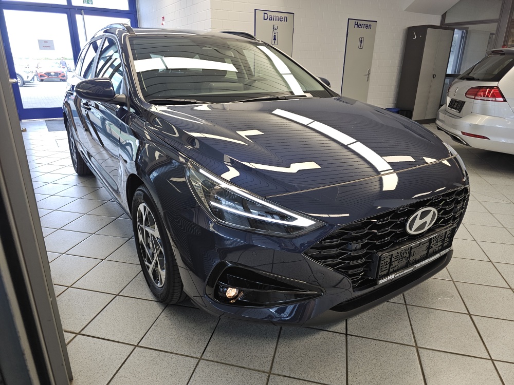 Hyundai i30 Kombi  bei Hoffmann Automobile in Wolfsburg kaufen und sofort mitnehmen - Bild 30