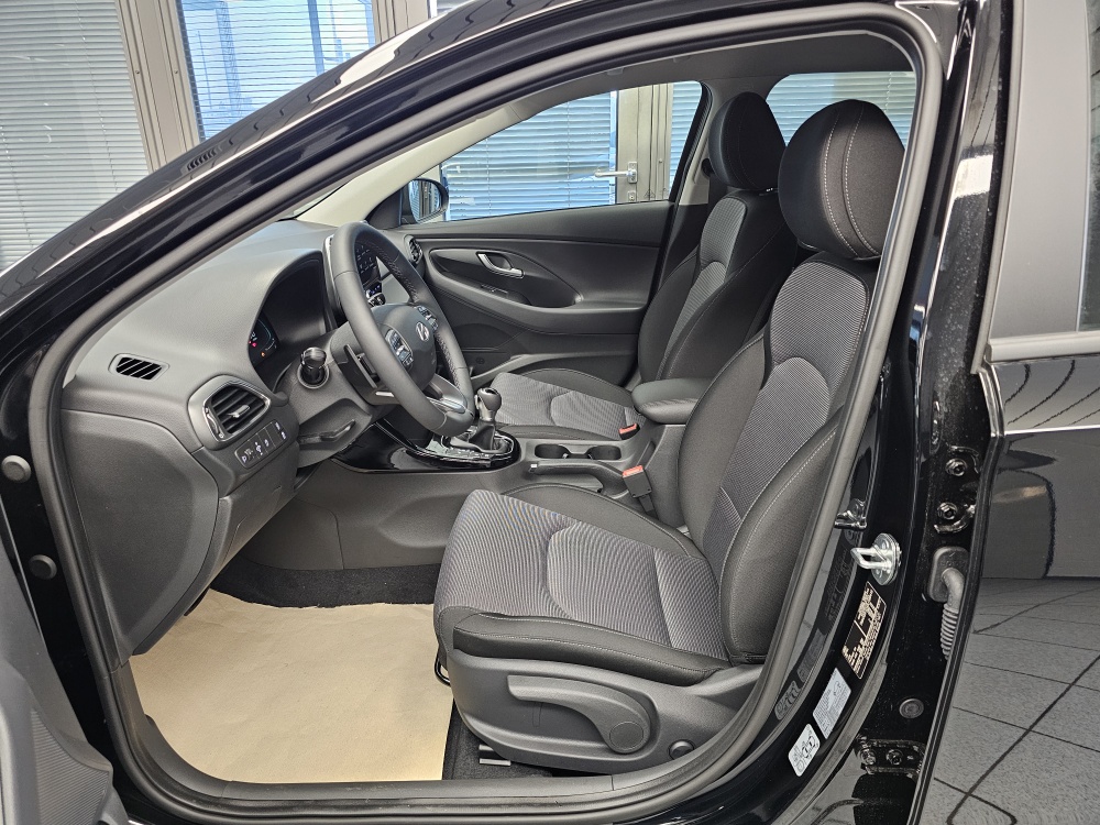 Hyundai i30 Kombi  bei Hoffmann Automobile in Wolfsburg kaufen und sofort mitnehmen - Bild 26