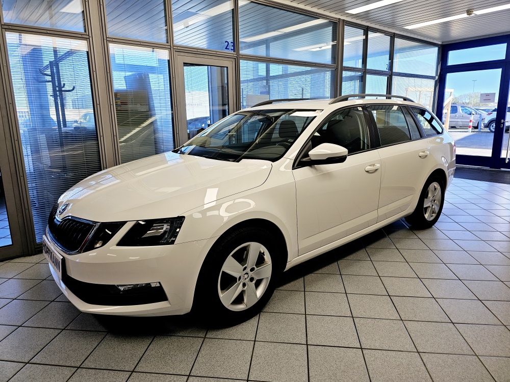 Skoda Octavia Combi Ambition für nur 15.750,- € bei Hoffmann Automobile in Wolfsburg kaufen und sofort mitnehmen