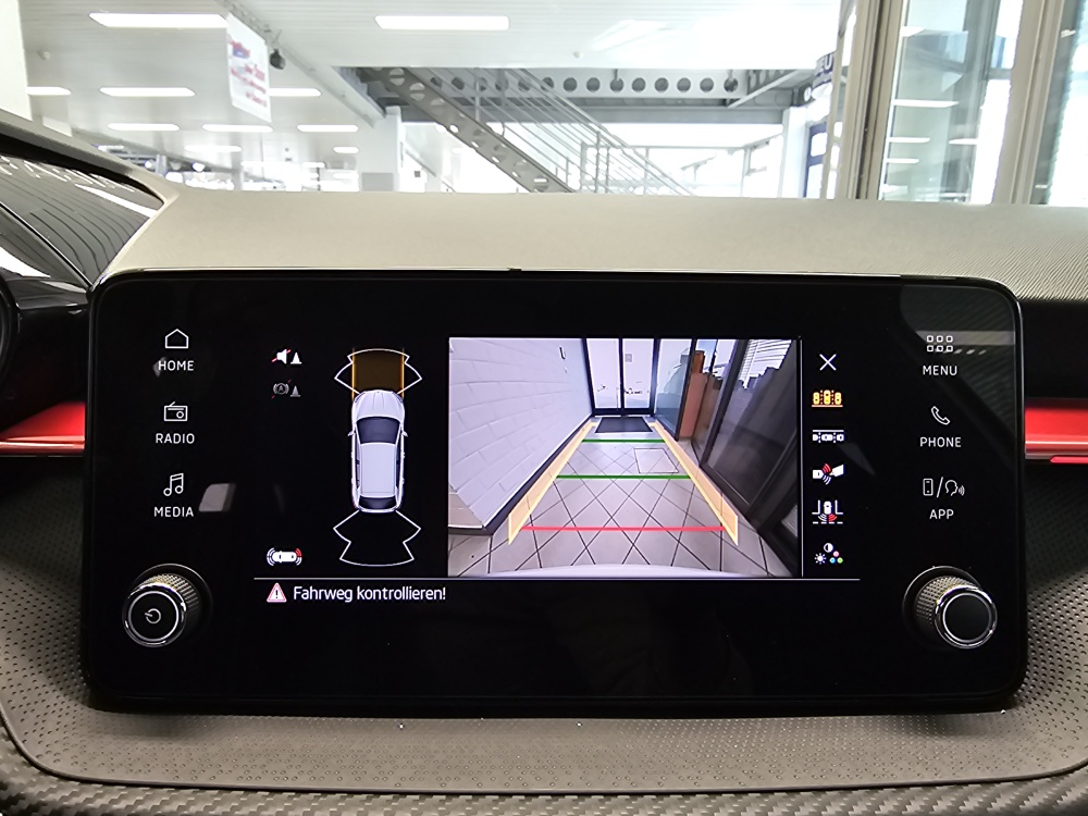 Skoda Fabia bei Hoffmann Automobile in Wolfsburg kaufen und sofort mitnehmen - Bild 17