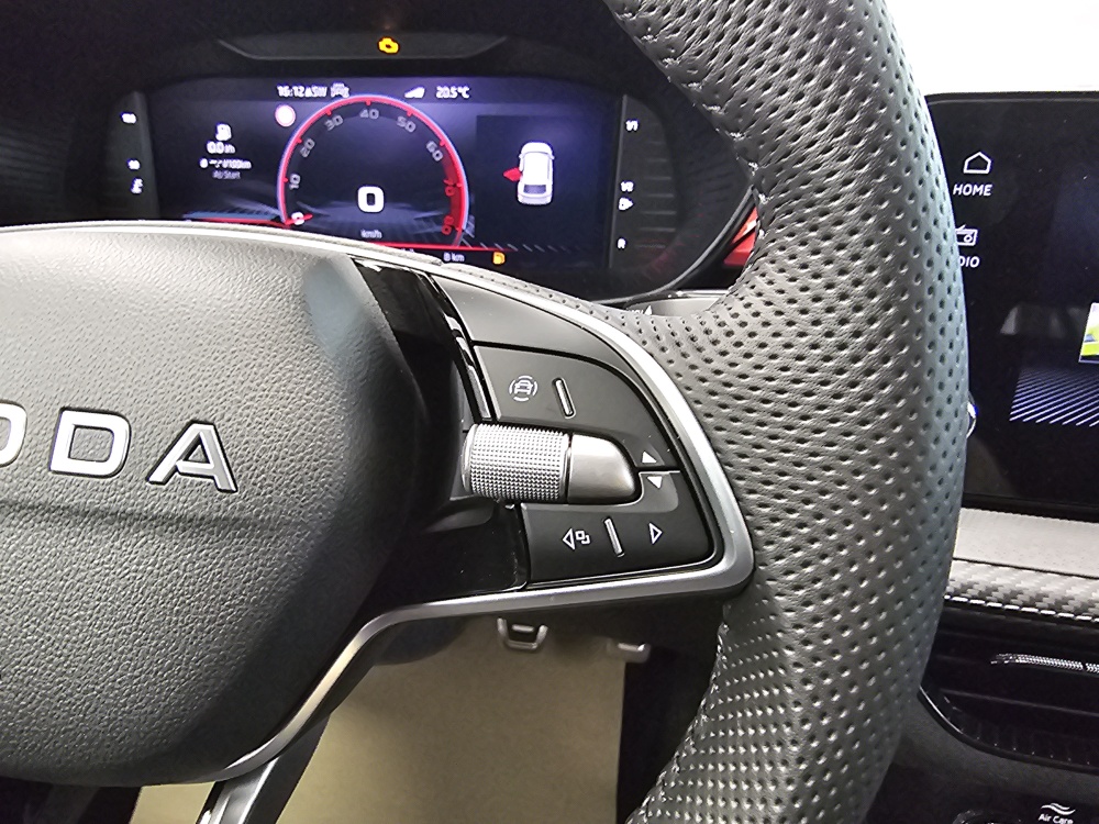 Skoda Fabia bei Hoffmann Automobile in Wolfsburg kaufen und sofort mitnehmen - Bild 18