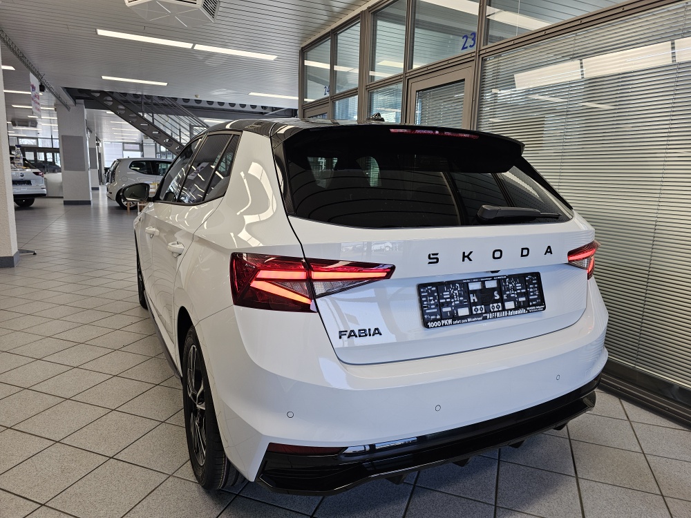 Skoda Fabia bei Hoffmann Automobile in Wolfsburg kaufen und sofort mitnehmen - Bild 3