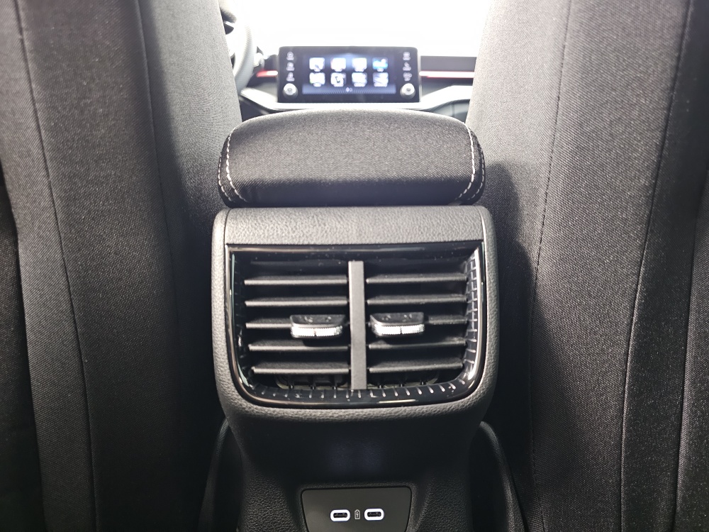 Skoda Fabia bei Hoffmann Automobile in Wolfsburg kaufen und sofort mitnehmen - Bild 5