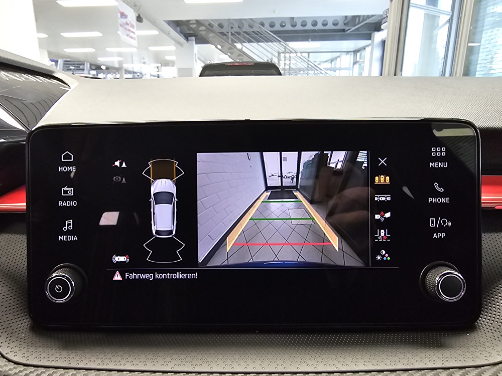 Skoda Fabia bei Hoffmann Automobile in Wolfsburg kaufen und sofort mitnehmen - Bild 16