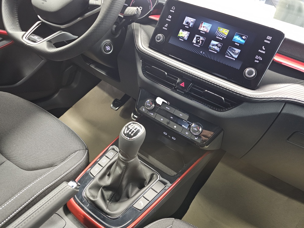 Skoda Fabia bei Hoffmann Automobile in Wolfsburg kaufen und sofort mitnehmen - Bild 7