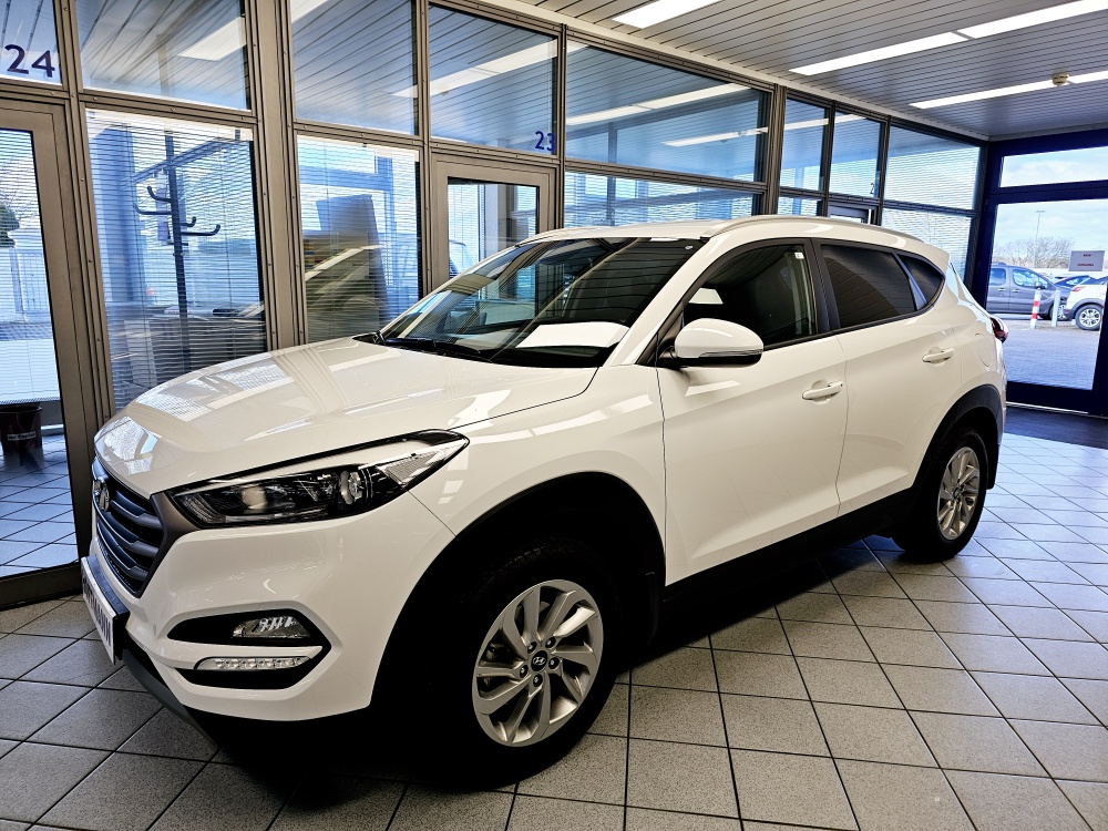 Hyundai Tucson  für nur 19.900,- € bei Hoffmann Automobile in Wolfsburg kaufen und sofort mitnehmen