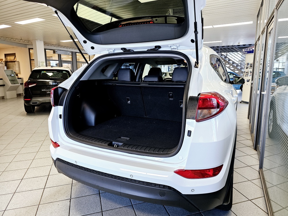Hyundai Tucson  bei Hoffmann Automobile in Wolfsburg kaufen und sofort mitnehmen - Bild 2