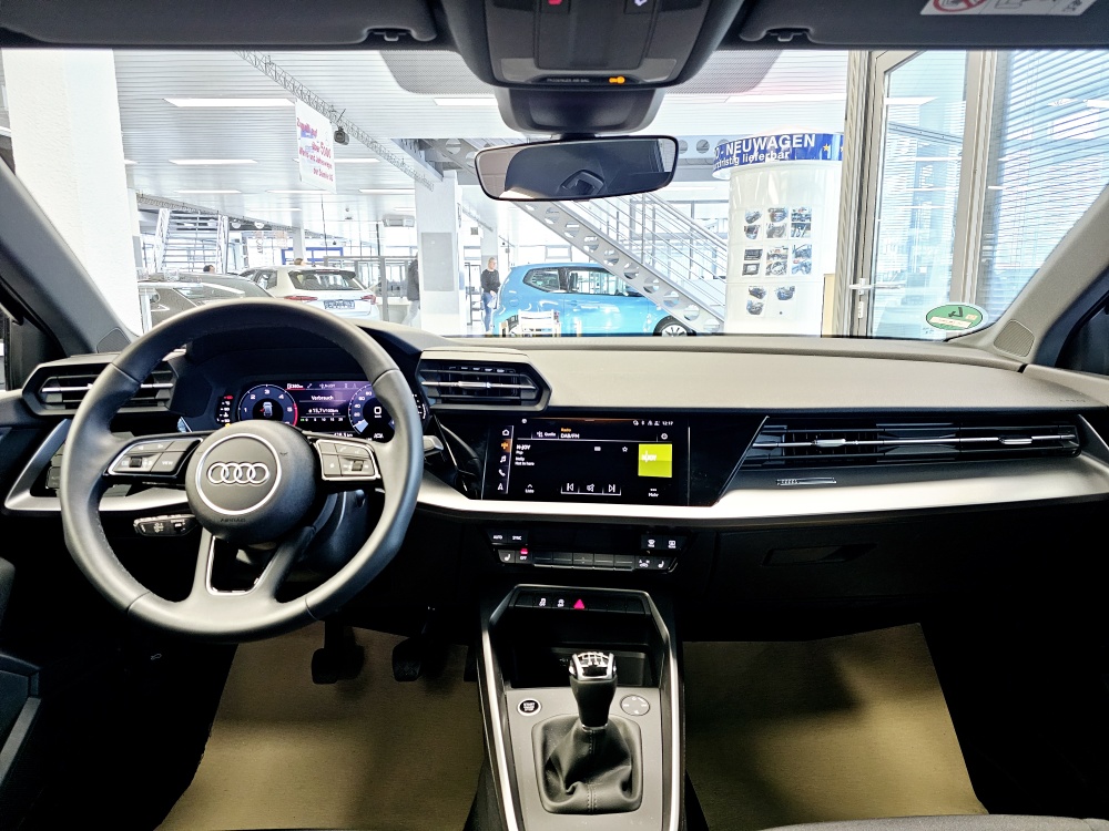 Audi A3 Sportback  bei Hoffmann Automobile in Wolfsburg kaufen und sofort mitnehmen - Bild 5