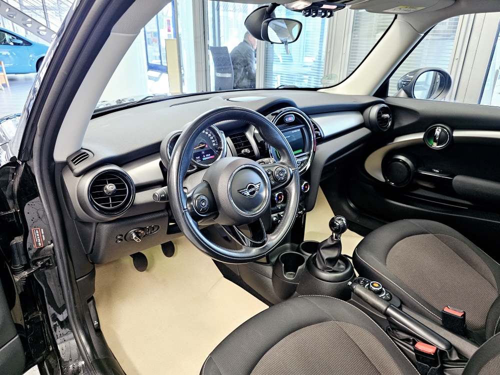 Mini One  bei Hoffmann Automobile in Wolfsburg kaufen und sofort mitnehmen - Bild 13