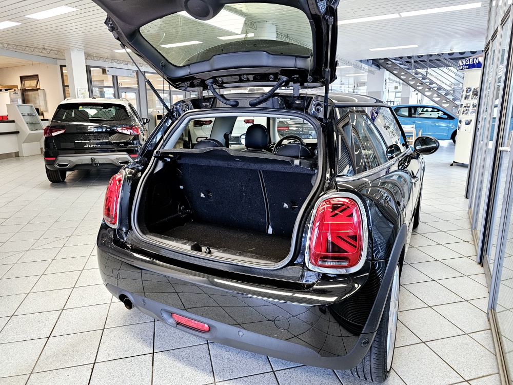 Mini One  bei Hoffmann Automobile in Wolfsburg kaufen und sofort mitnehmen - Bild 2