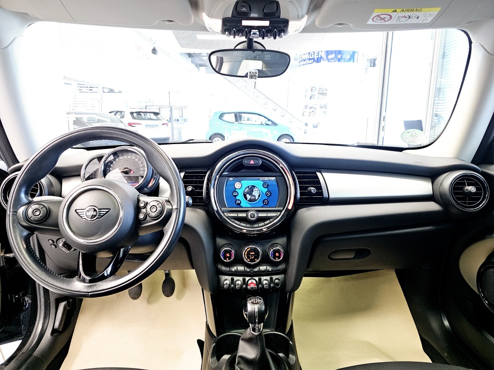 Mini One  bei Hoffmann Automobile in Wolfsburg kaufen und sofort mitnehmen - Bild 6