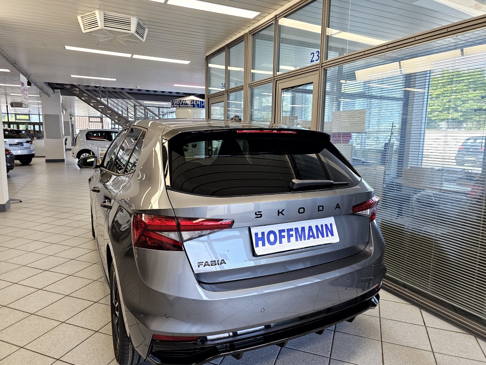 Skoda Fabia  bei Hoffmann Automobile in Wolfsburg kaufen und sofort mitnehmen - Bild 3