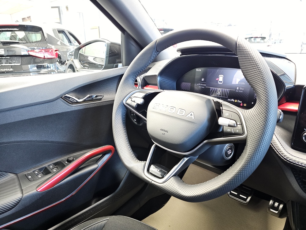Skoda Fabia  bei Hoffmann Automobile in Wolfsburg kaufen und sofort mitnehmen - Bild 11