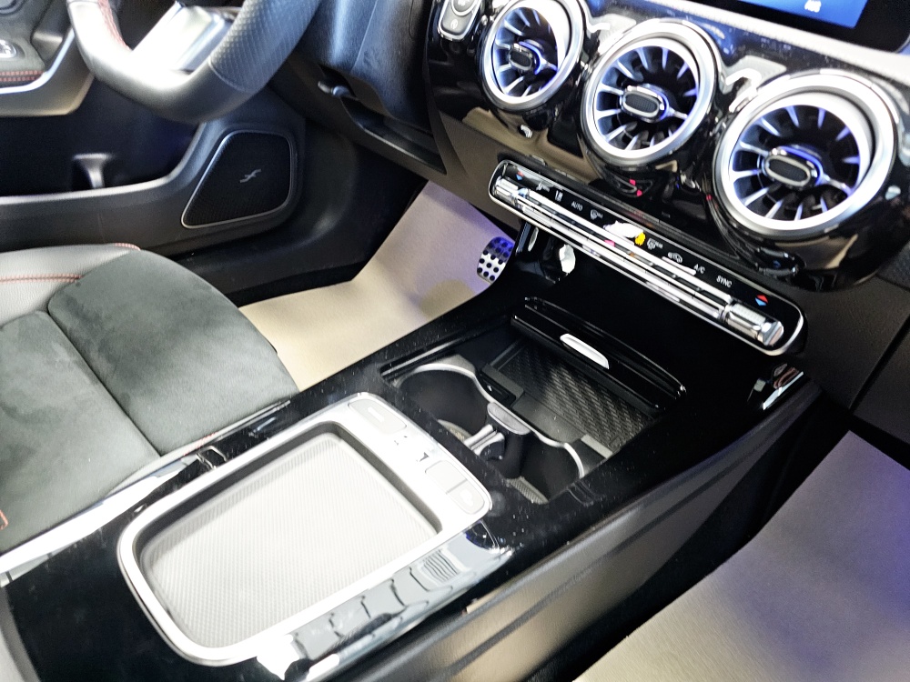 Mercedes-Benz CLA 200 Shooting Brake  bei Hoffmann Automobile in Wolfsburg kaufen und sofort mitnehmen - Bild 9