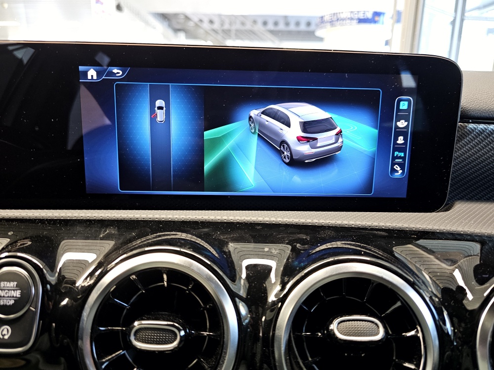 Mercedes-Benz A 200  bei Hoffmann Automobile in Wolfsburg kaufen und sofort mitnehmen - Bild 14