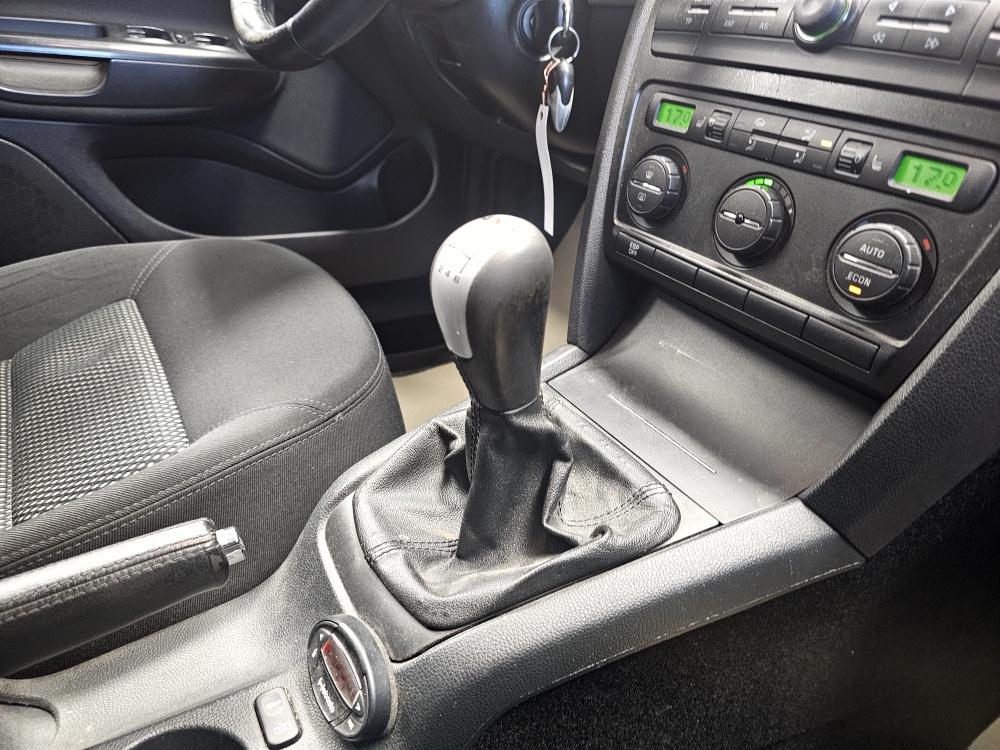 Skoda Octavia Combi  bei Hoffmann Automobile in Wolfsburg kaufen und sofort mitnehmen - Bild 8