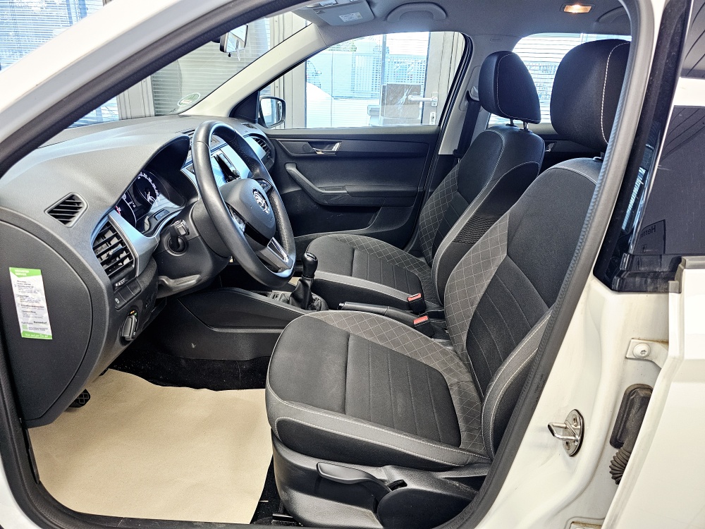 Skoda Fabia  bei Hoffmann Automobile in Wolfsburg kaufen und sofort mitnehmen - Bild 13