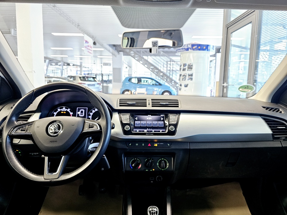 Skoda Fabia  bei Hoffmann Automobile in Wolfsburg kaufen und sofort mitnehmen - Bild 6
