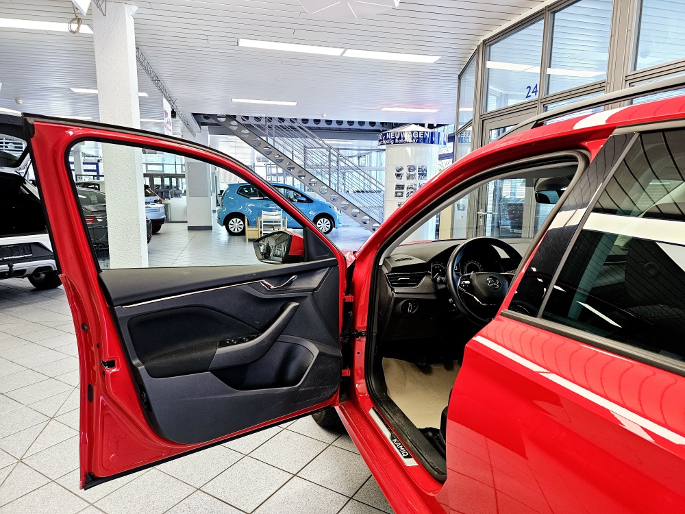 Skoda Kamiq  bei Hoffmann Automobile in Wolfsburg kaufen und sofort mitnehmen - Bild 19