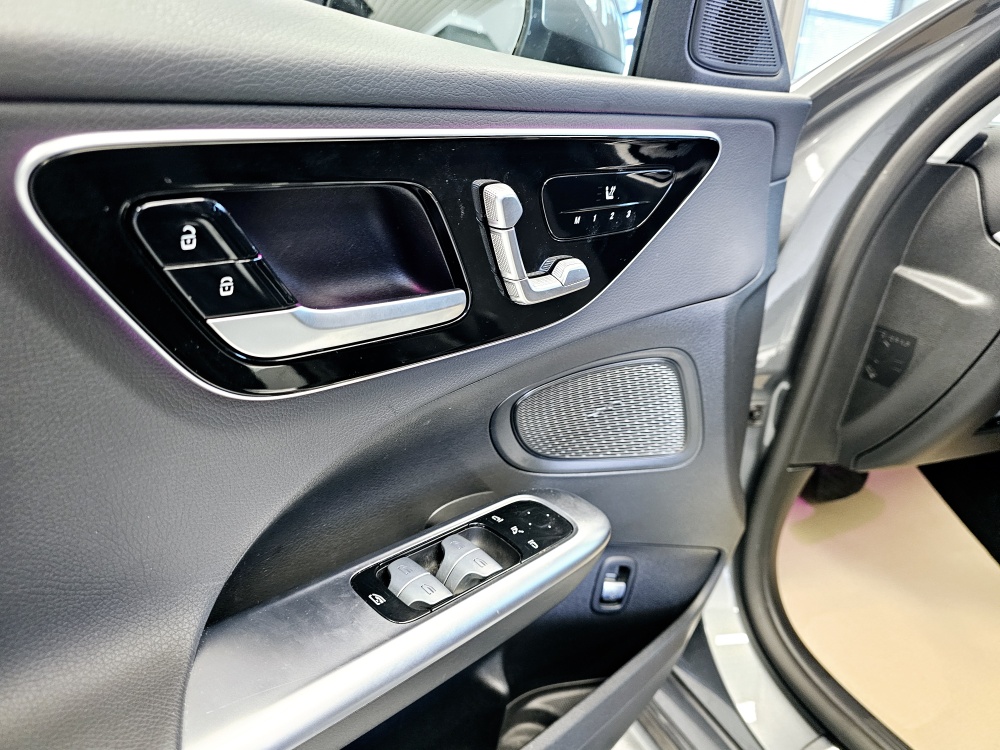 Mercedes-Benz C 180 T  bei Hoffmann Automobile in Wolfsburg kaufen und sofort mitnehmen - Bild 16