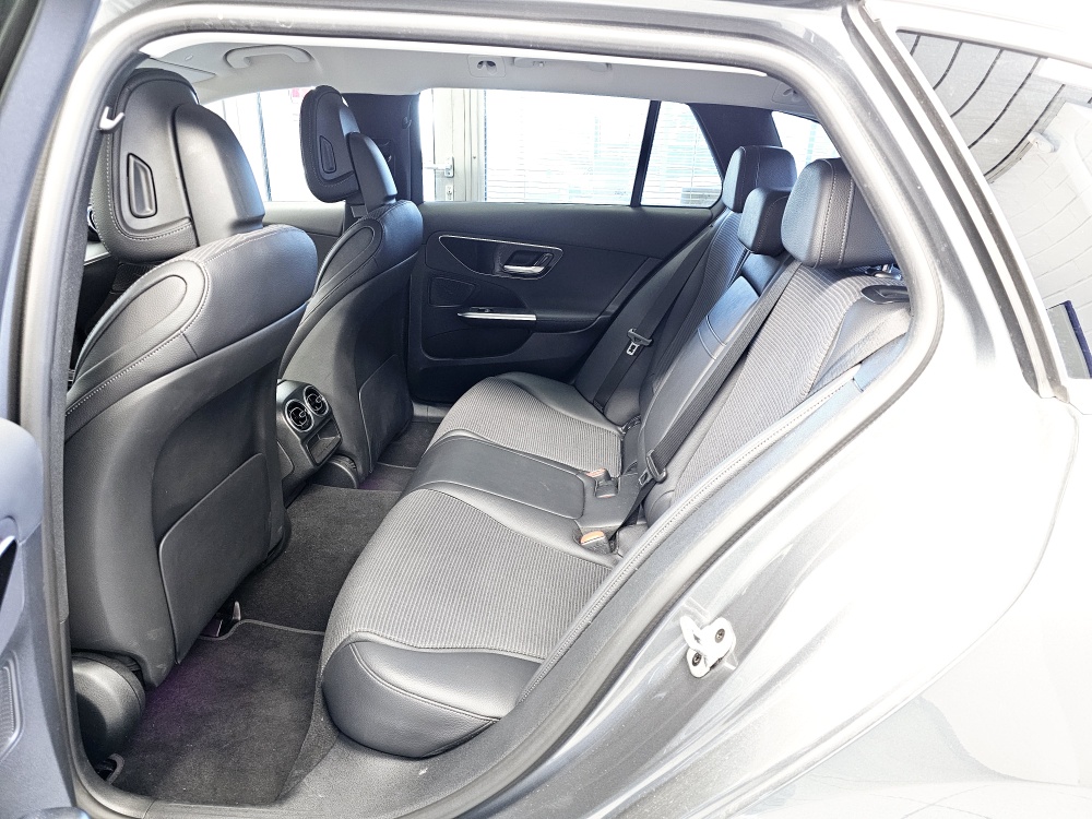 Mercedes-Benz C 180 T  bei Hoffmann Automobile in Wolfsburg kaufen und sofort mitnehmen - Bild 5
