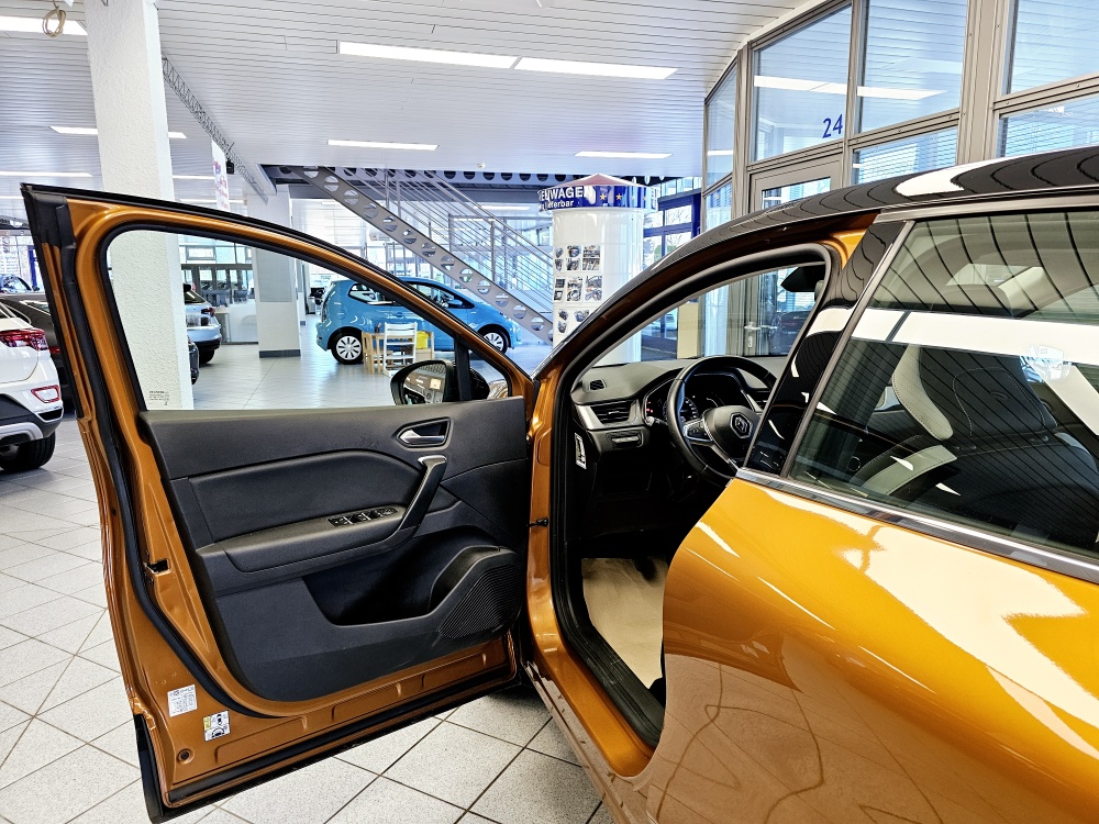 Renault Captur  bei Hoffmann Automobile in Wolfsburg kaufen und sofort mitnehmen - Bild 14