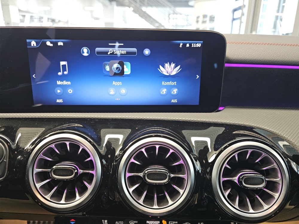 Mercedes-Benz CLA 200  bei Hoffmann Automobile in Wolfsburg kaufen und sofort mitnehmen - Bild 12