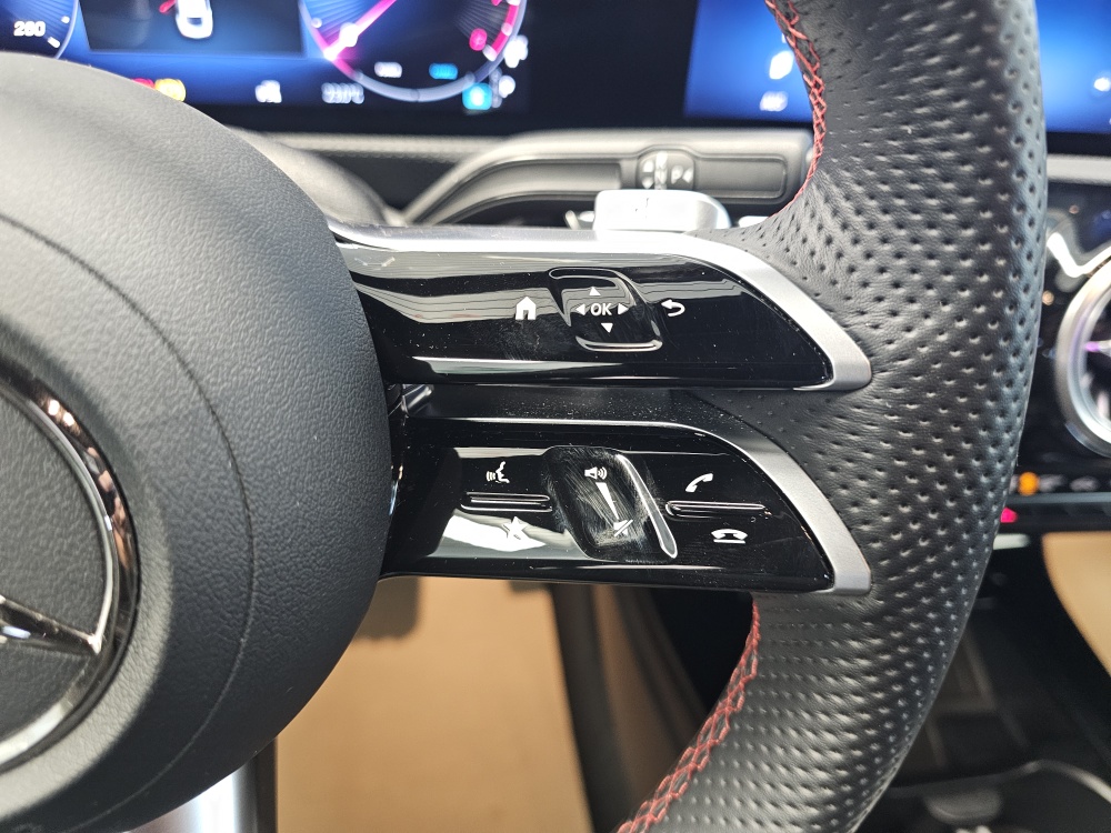 Mercedes-Benz CLA 200  bei Hoffmann Automobile in Wolfsburg kaufen und sofort mitnehmen - Bild 16