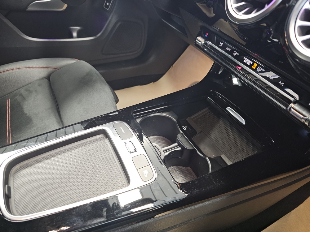 Mercedes-Benz CLA 200  bei Hoffmann Automobile in Wolfsburg kaufen und sofort mitnehmen - Bild 6