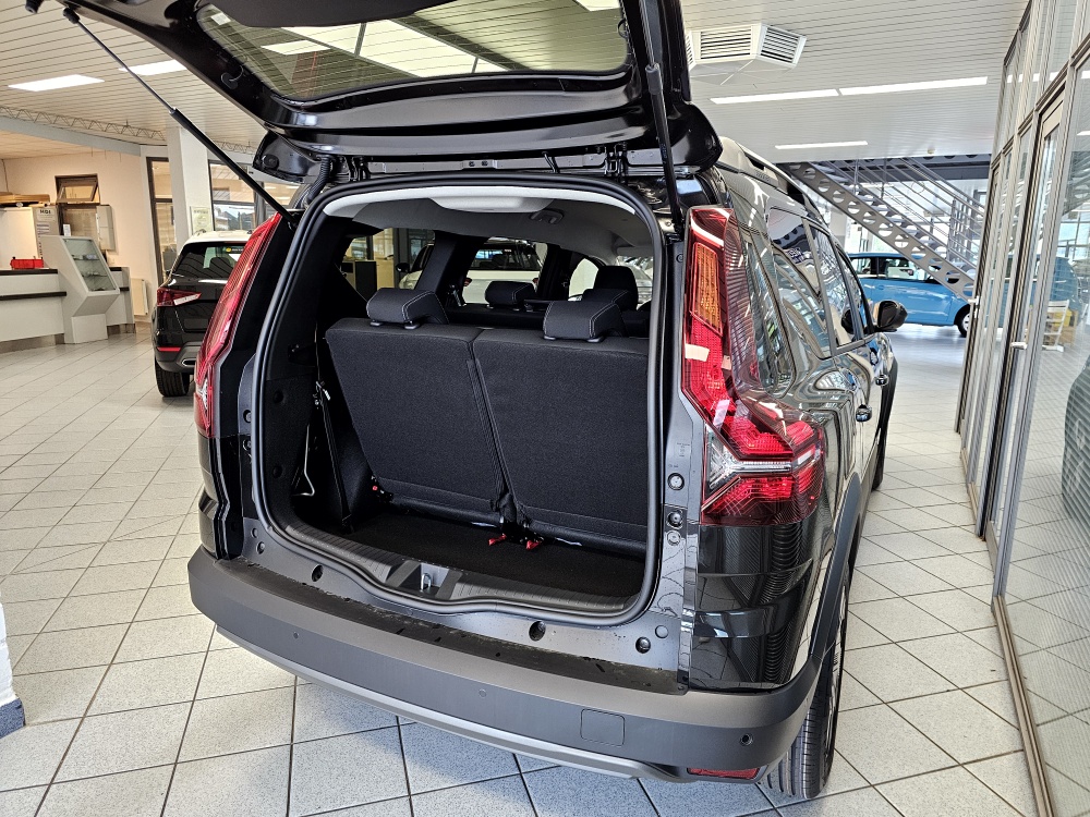 Dacia Jogger  bei Hoffmann Automobile in Wolfsburg kaufen und sofort mitnehmen - Bild 2