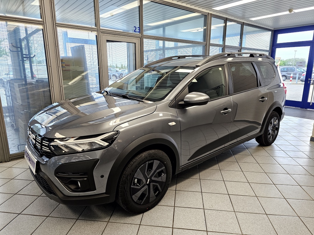 Dacia Jogger Expression für nur 21.900,- € bei Hoffmann Automobile in Wolfsburg kaufen und sofort mitnehmen