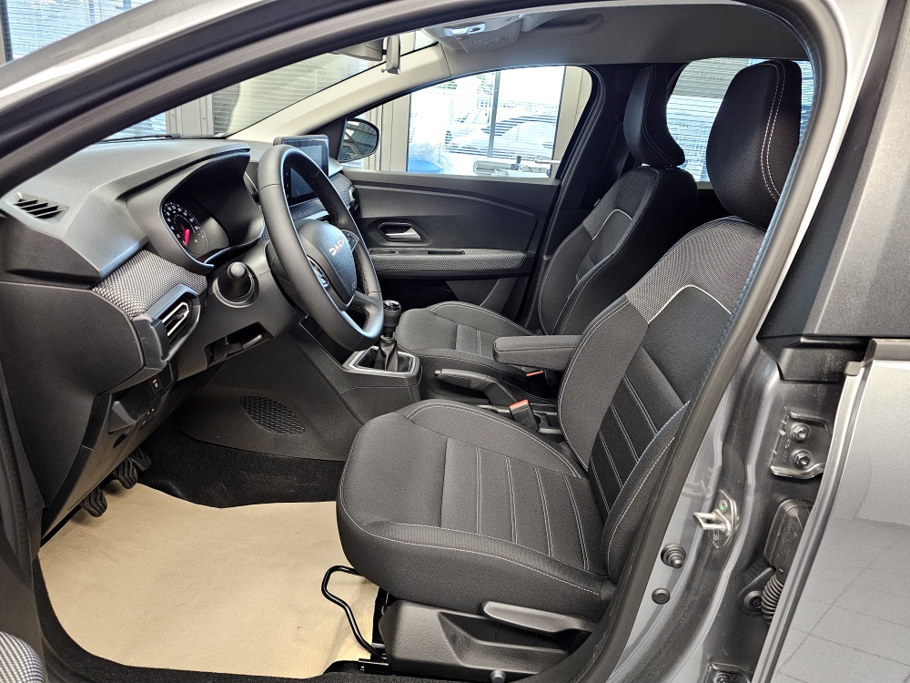 Dacia Jogger  bei Hoffmann Automobile in Wolfsburg kaufen und sofort mitnehmen - Bild 13