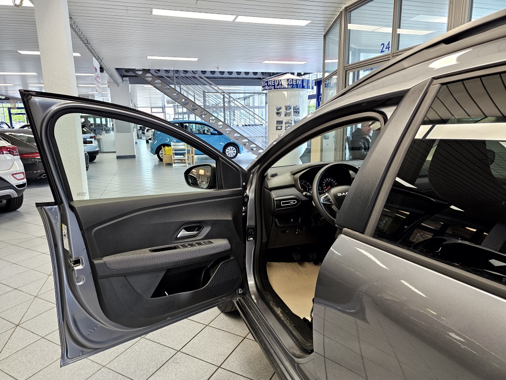 Dacia Jogger  bei Hoffmann Automobile in Wolfsburg kaufen und sofort mitnehmen - Bild 14