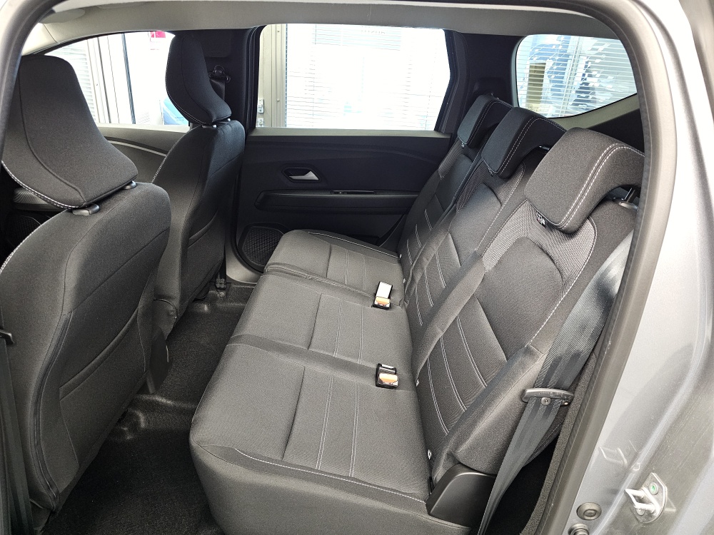 Dacia Jogger  bei Hoffmann Automobile in Wolfsburg kaufen und sofort mitnehmen - Bild 5