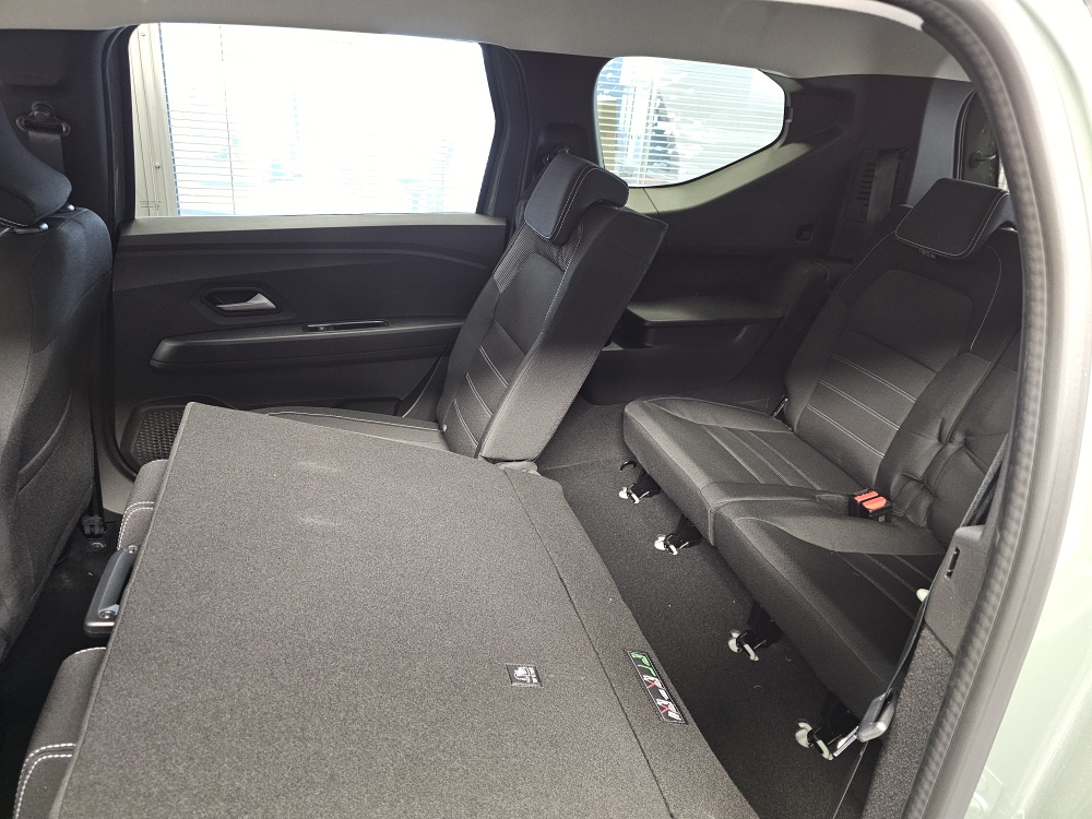 Dacia Jogger  bei Hoffmann Automobile in Wolfsburg kaufen und sofort mitnehmen - Bild 4