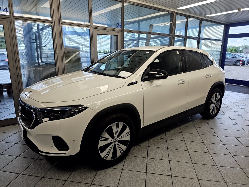 Mercedes-Benz EQA 250+ Advanced für nur 34.800,- € bei Hoffmann Automobile in Wolfsburg kaufen und sofort mitnehmen