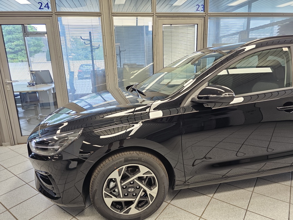 Hyundai i30 Kombi  bei Hoffmann Automobile in Wolfsburg kaufen und sofort mitnehmen - Bild 21