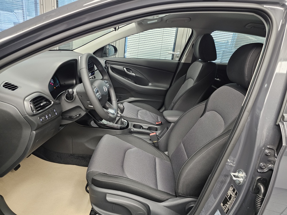 Hyundai i30 Kombi  bei Hoffmann Automobile in Wolfsburg kaufen und sofort mitnehmen - Bild 18