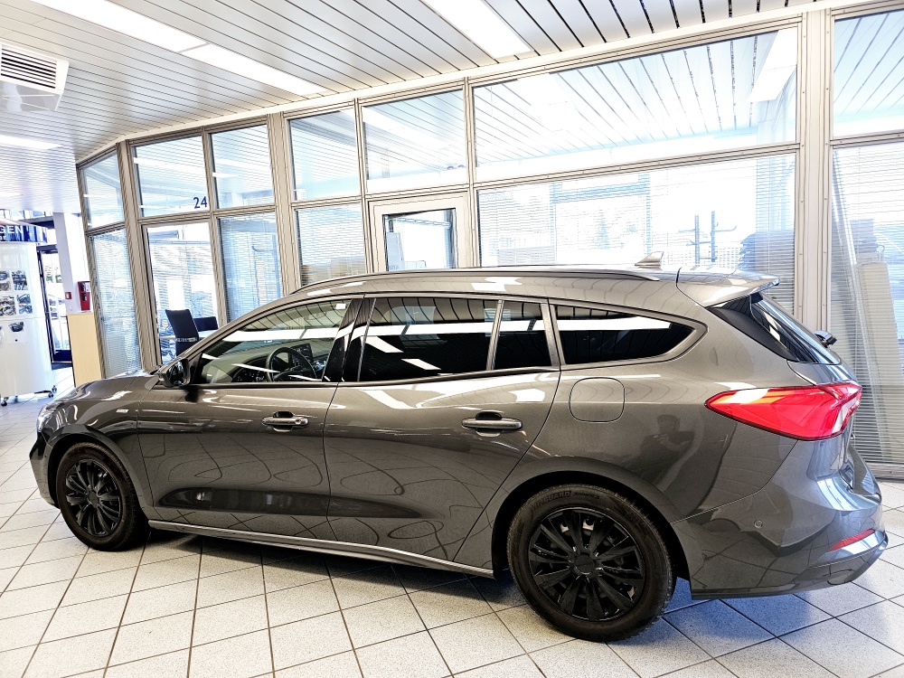 Ford Focus Turnier  bei Hoffmann Automobile in Wolfsburg kaufen und sofort mitnehmen - Bild 15