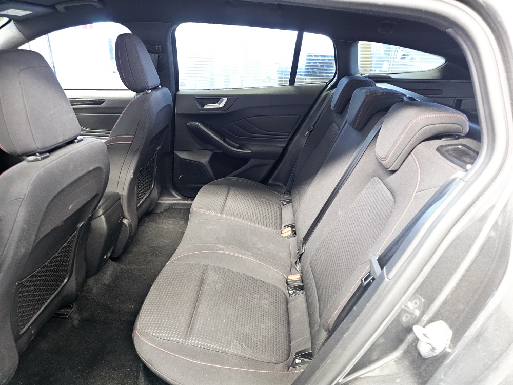 Ford Focus Turnier  bei Hoffmann Automobile in Wolfsburg kaufen und sofort mitnehmen - Bild 5