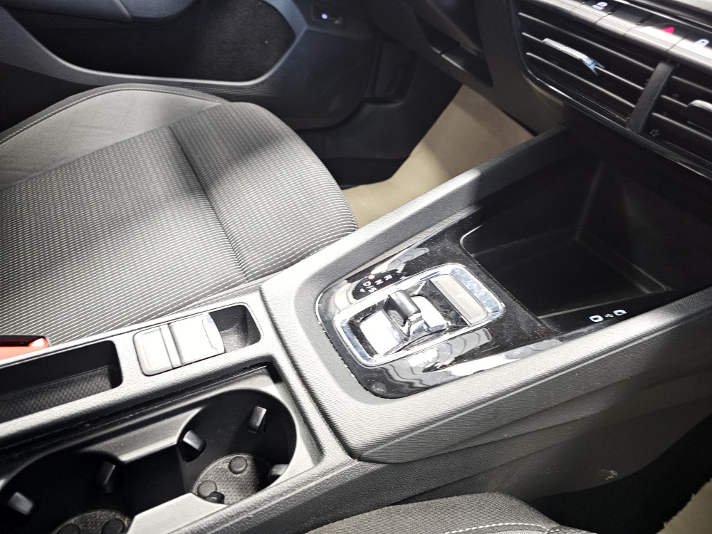 Skoda Octavia Combi  bei Hoffmann Automobile in Wolfsburg kaufen und sofort mitnehmen - Bild 7