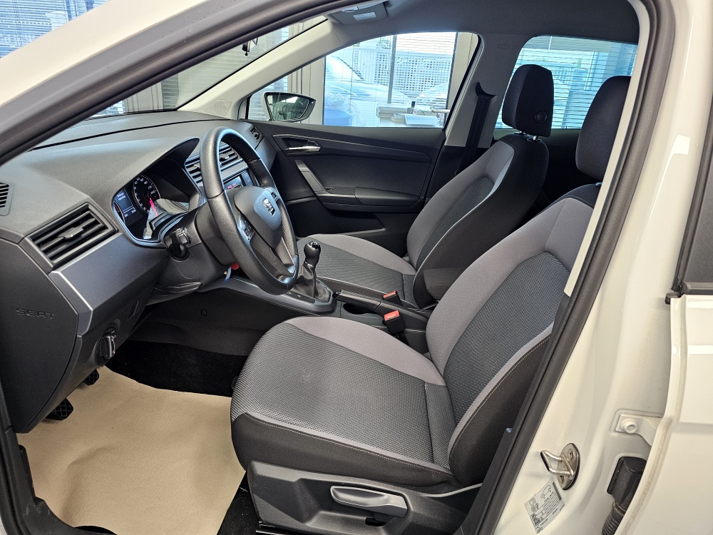 Seat Arona  bei Hoffmann Automobile in Wolfsburg kaufen und sofort mitnehmen - Bild 12
