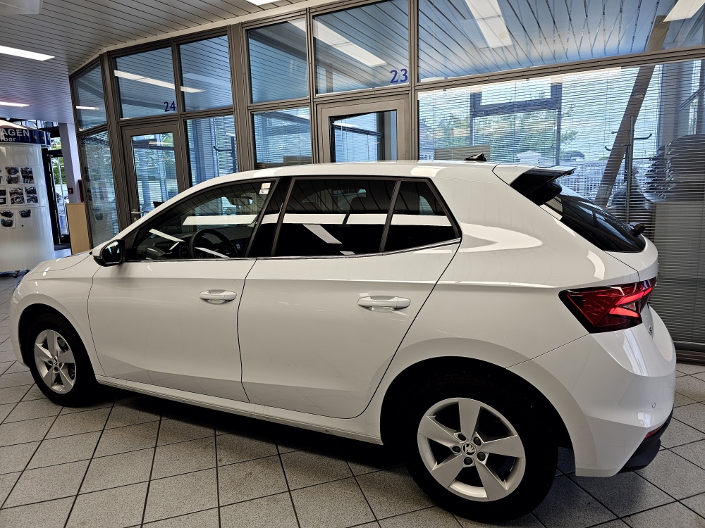 Skoda Fabia  bei Hoffmann Automobile in Wolfsburg kaufen und sofort mitnehmen - Bild 21