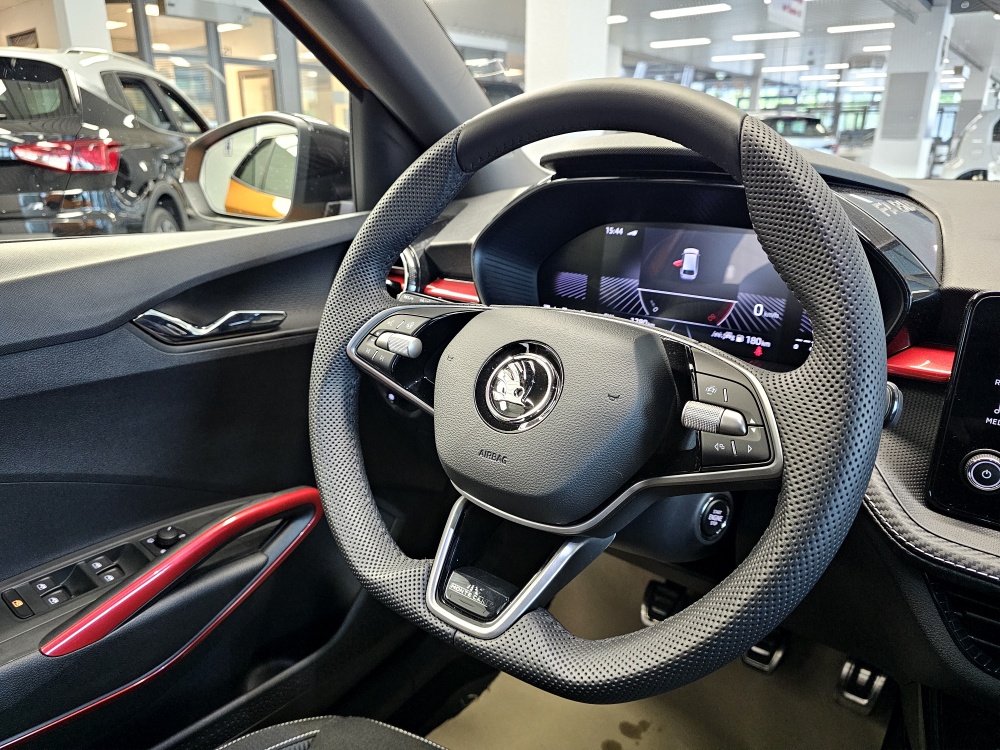Skoda Fabia  bei Hoffmann Automobile in Wolfsburg kaufen und sofort mitnehmen - Bild 14