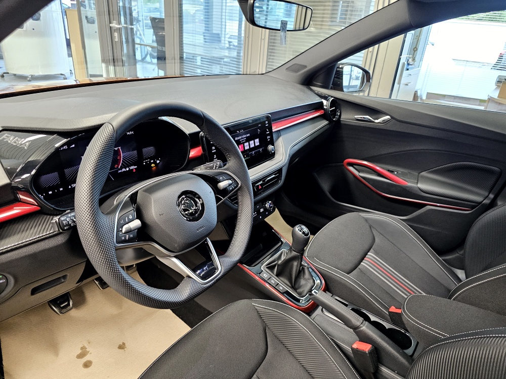 Skoda Fabia  bei Hoffmann Automobile in Wolfsburg kaufen und sofort mitnehmen - Bild 18